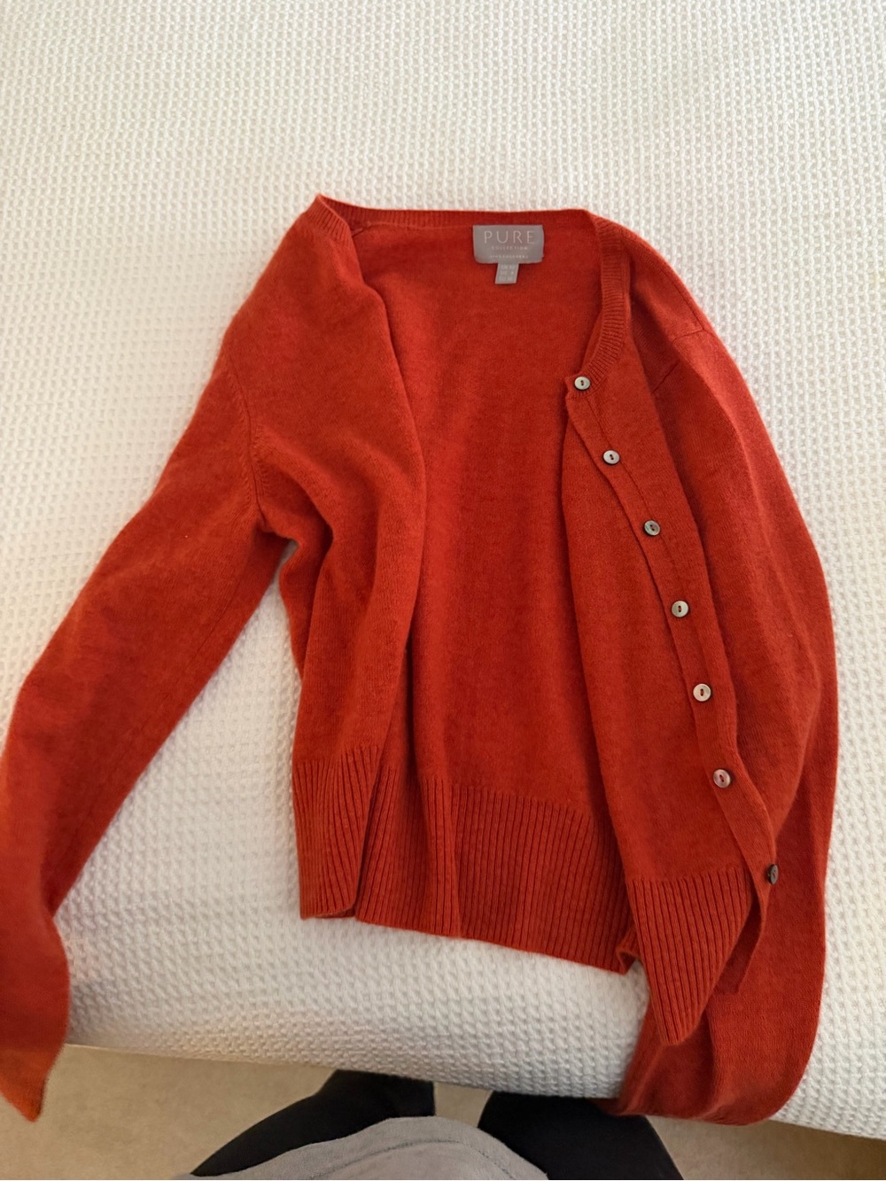 🗽Pure Collection Women's Rust Orange Cashmere Button Cardigan